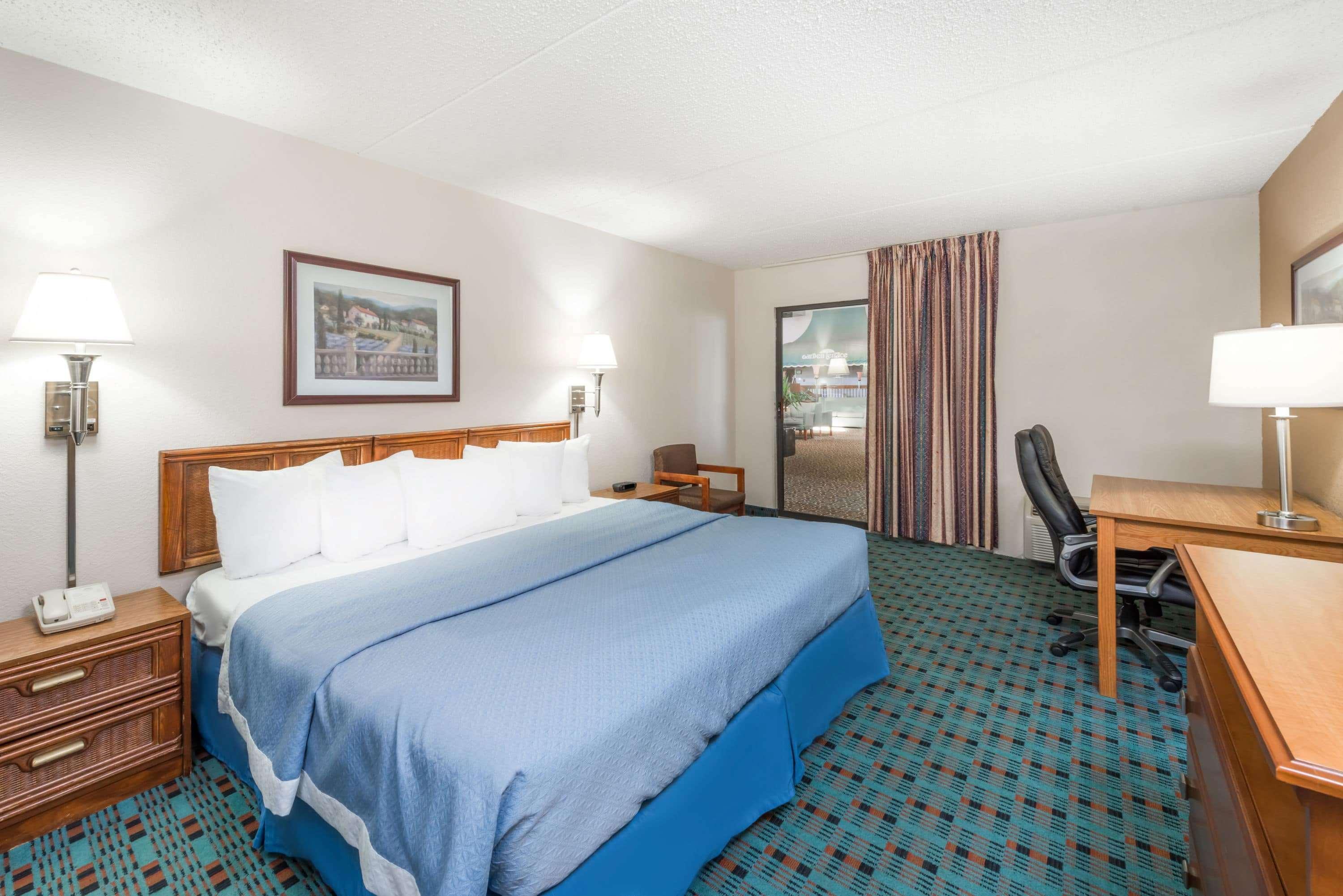 Days Inn By Wyndham Kirksville Dış mekan fotoğraf