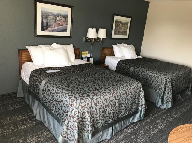 Days Inn By Wyndham Kirksville Dış mekan fotoğraf